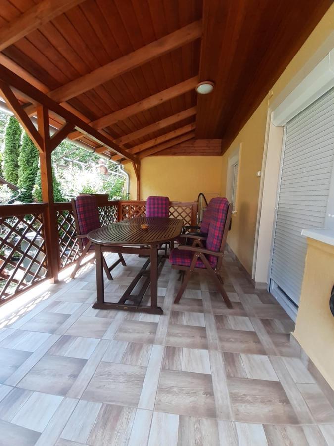 Pakasz Nyaralohaz Βίλα Tiszafüred Εξωτερικό φωτογραφία